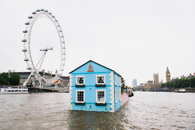 airbnb-floating-house-river-thames-london-2