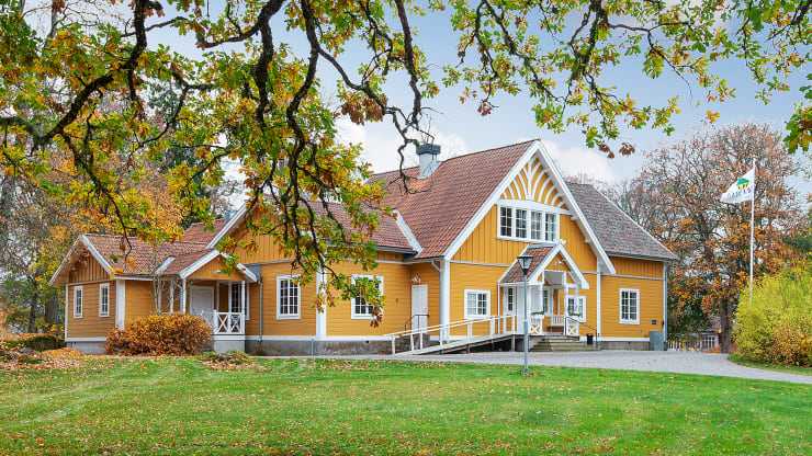 В Швеции выставили на продажу деревню