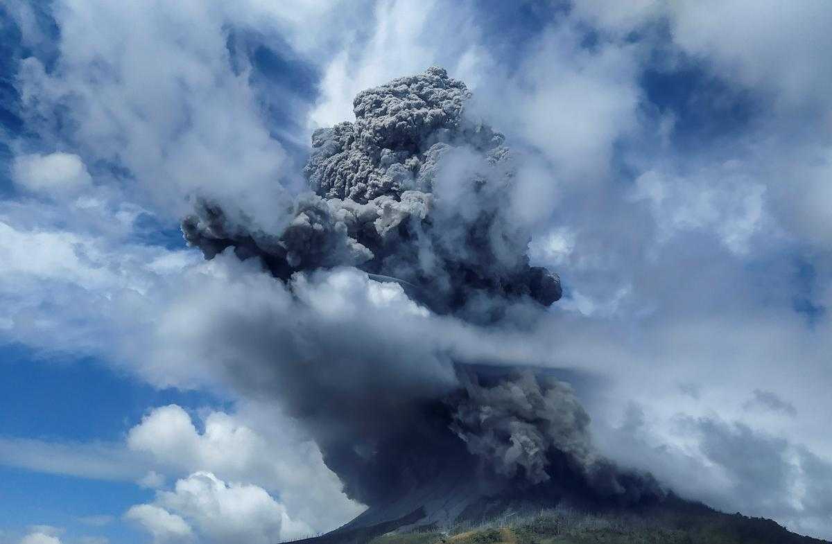 В Индонезии проснулся вулкан
