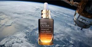 Косметический бренд Estee Lauder сняли рекламную кампанию в открытом космосе.
