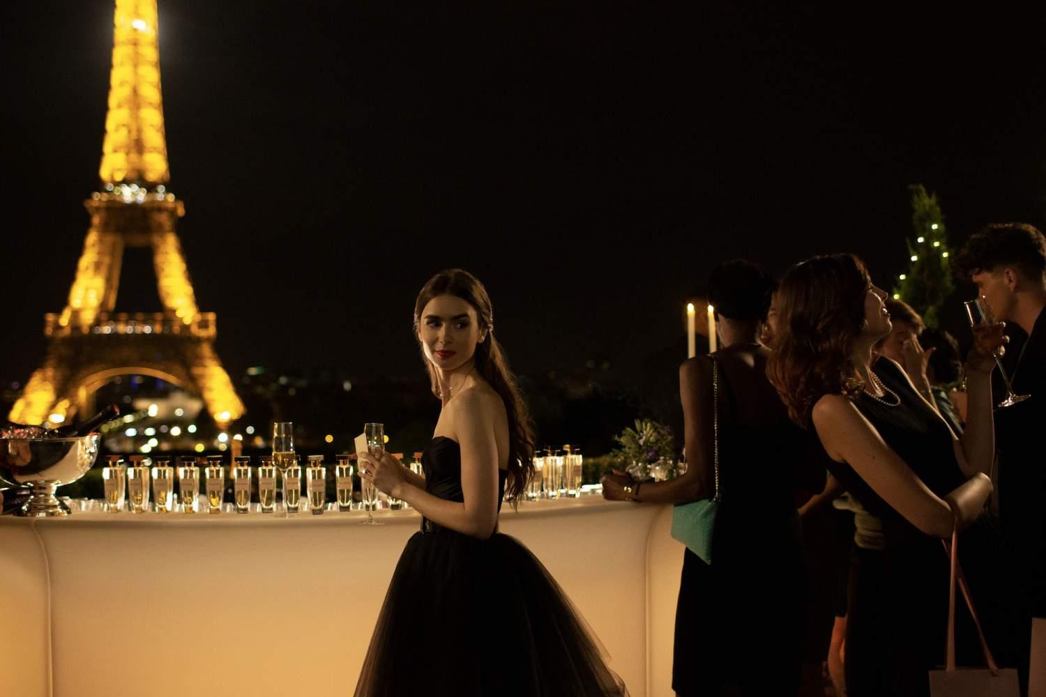 10 самых ожидаемых сериалов осени: «Эмили в Париже»