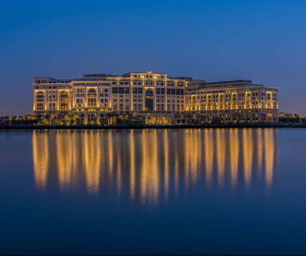 Уединенный оазис в самом сердце Дубая: отель Ritz-Carlton, Dubai